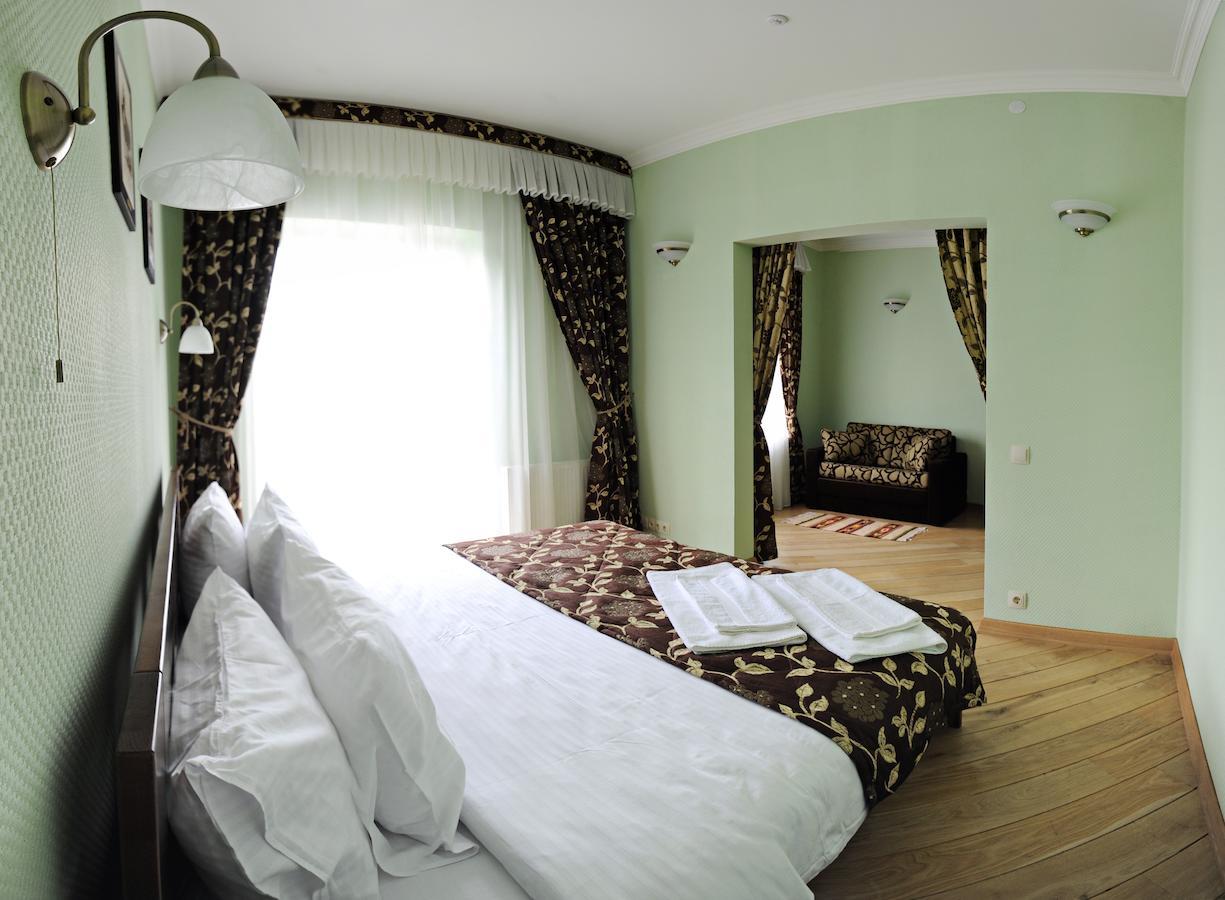 Zolota Forel Hotel Korostov Room photo